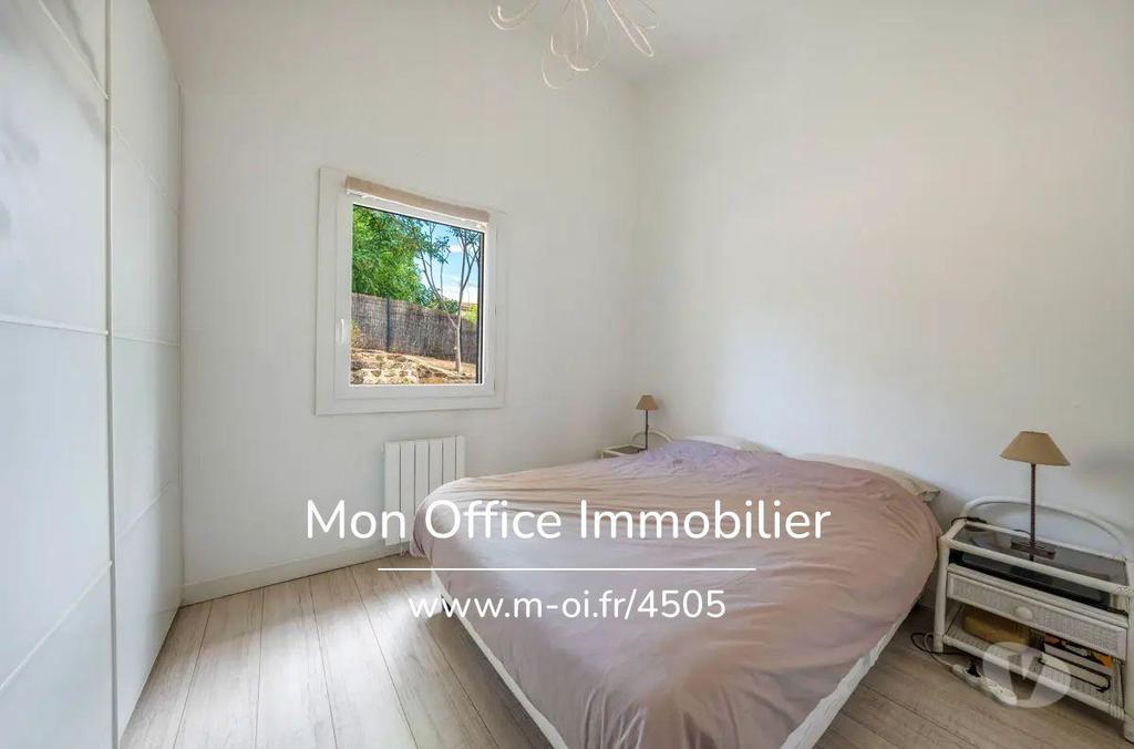 Vente Maison Vaucluse Caumont sur Durance - 84510 - Photos Vivastreet (4505-AUS.) Référence : 4505-AUS. - Maison de plain pied avec...