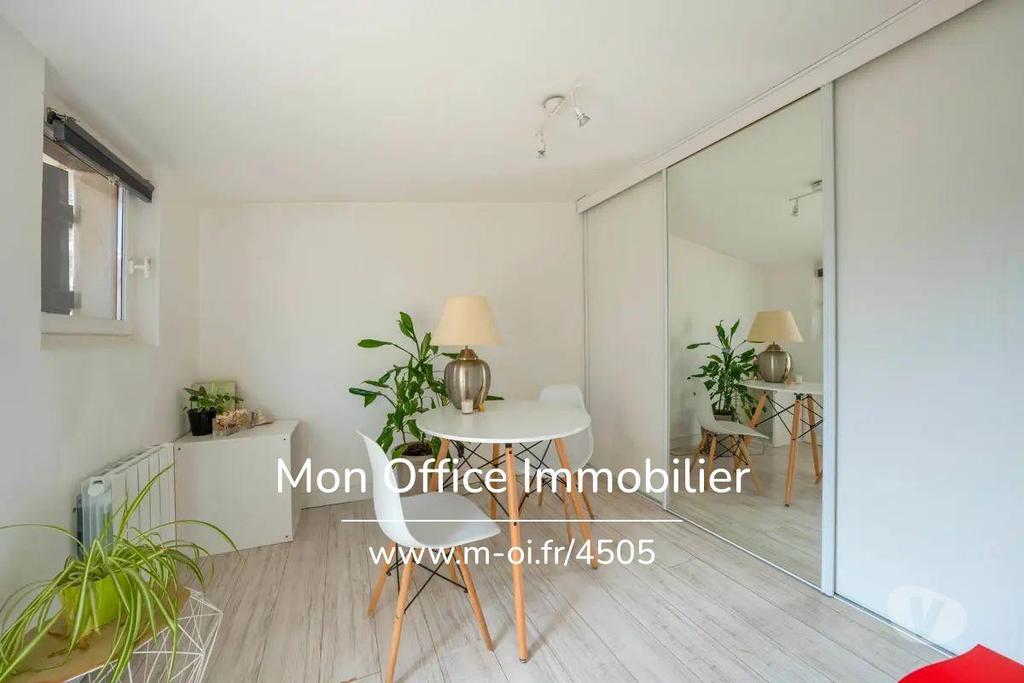 Vente Maison Vaucluse Caumont sur Durance - 84510 - Photos Vivastreet (4505-AUS.) Référence : 4505-AUS. - Maison de plain pied avec...