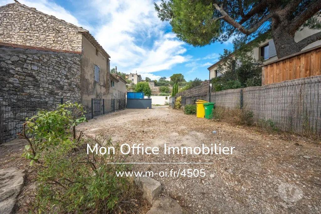 Vente Maison Vaucluse Caumont sur Durance - 84510 - Photos Vivastreet (4505-AUS.) Référence : 4505-AUS. - Maison de plain pied avec...