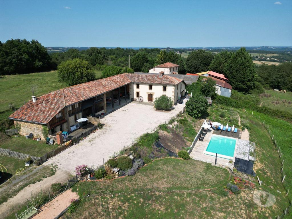 Vente Maison Haute-Garonne Boulogne sur Gesse - 31350 - Photos Vivastreet Grande Maison de Campagne Restaurée avec Gîte, Piscine et Supe