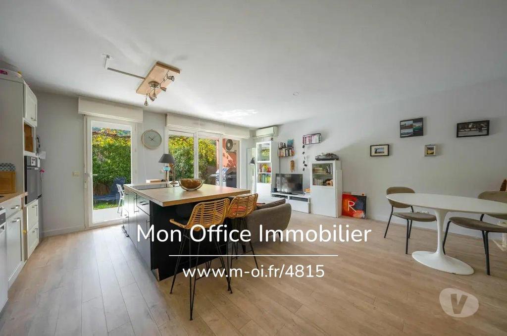 Appartements à vendre Bouches-du-Rhône Aix en Provence - Photos Vivastreet (4815-NAM) Référence : 4815-NAM - Appartement avec jardin et...