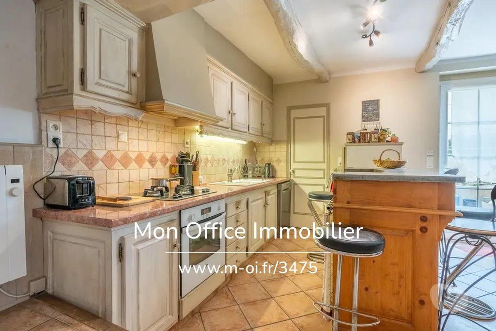 Vente Maison Bouches-du-Rhône St Cannat - 13760 - Photos Vivastreet (4592-RMO.) Référence : 4592-RMO. - Maison 6 pièces