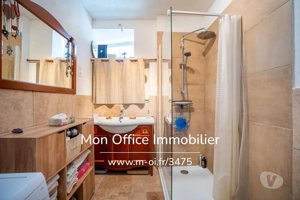 Vente Maison Bouches-du-Rhône St Cannat - 13760 - Photos Vivastreet (4592-RMO.) Référence : 4592-RMO. - Maison 6 pièces