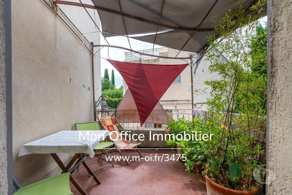 Vente Maison Bouches-du-Rhône St Cannat - 13760 - Photos Vivastreet (4592-RMO.) Référence : 4592-RMO. - Maison 6 pièces