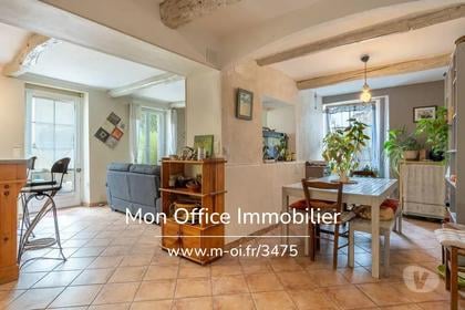 Vendre maison St Cannat Bouches-du-Rhône - Photos Vivastreet (4592-RMO.) Référence : 4592-RMO. - Maison 6 pièces