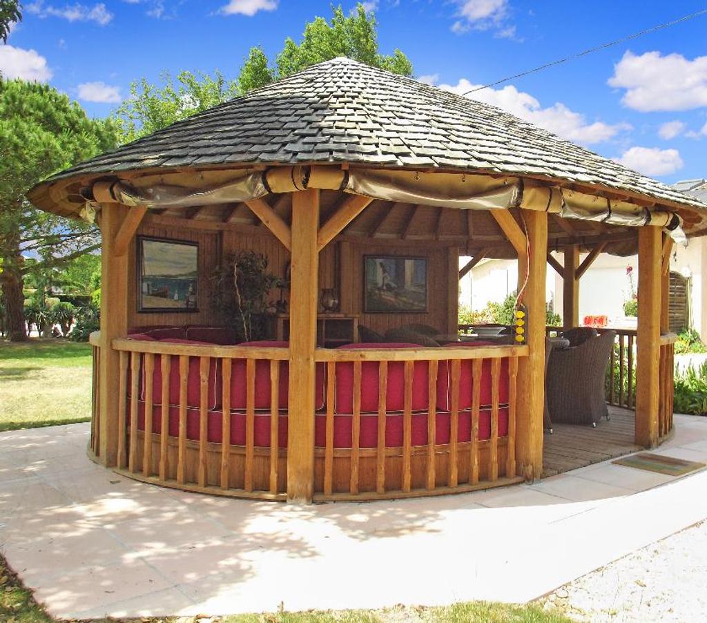 Vente Maison Haute-Garonne Toulouse - Photos Vivastreet Propriété plein sud grande maison avec piscine + gîtes