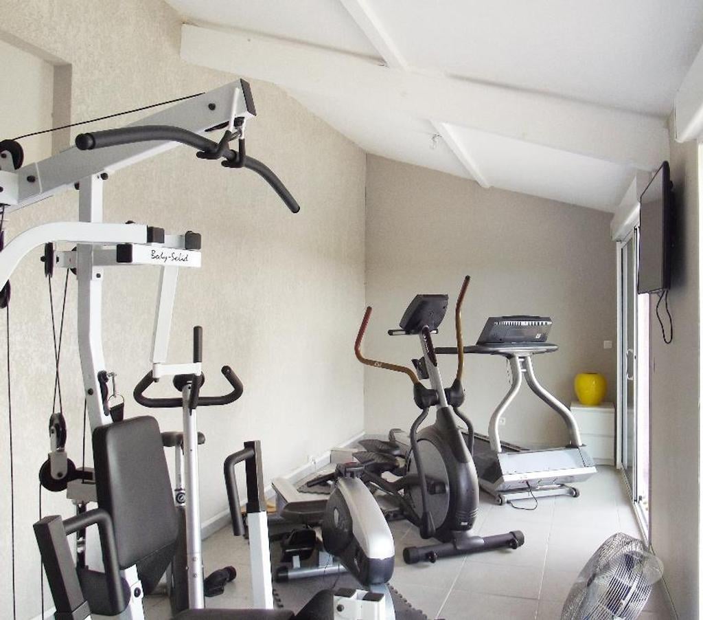 Vente Maison Haute-Garonne Toulouse - Photos Vivastreet Propriété plein sud grande maison avec piscine + gîtes