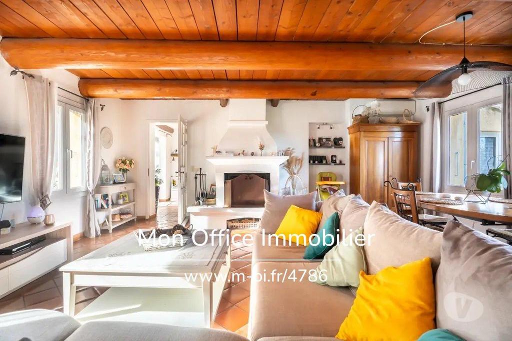 Vente Maison Bouches-du-Rhône Rognes - 13840 - Photos Vivastreet (4844-SKA) Référence : 4844-SKA - Maison 5 pièces à Rognes...