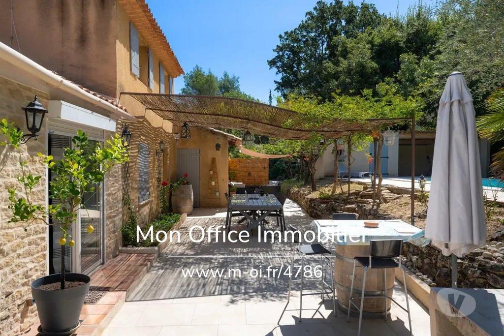 Vente Maison Bouches-du-Rhône Rognes - 13840 - Photos Vivastreet (4844-SKA) Référence : 4844-SKA - Maison 5 pièces à Rognes...