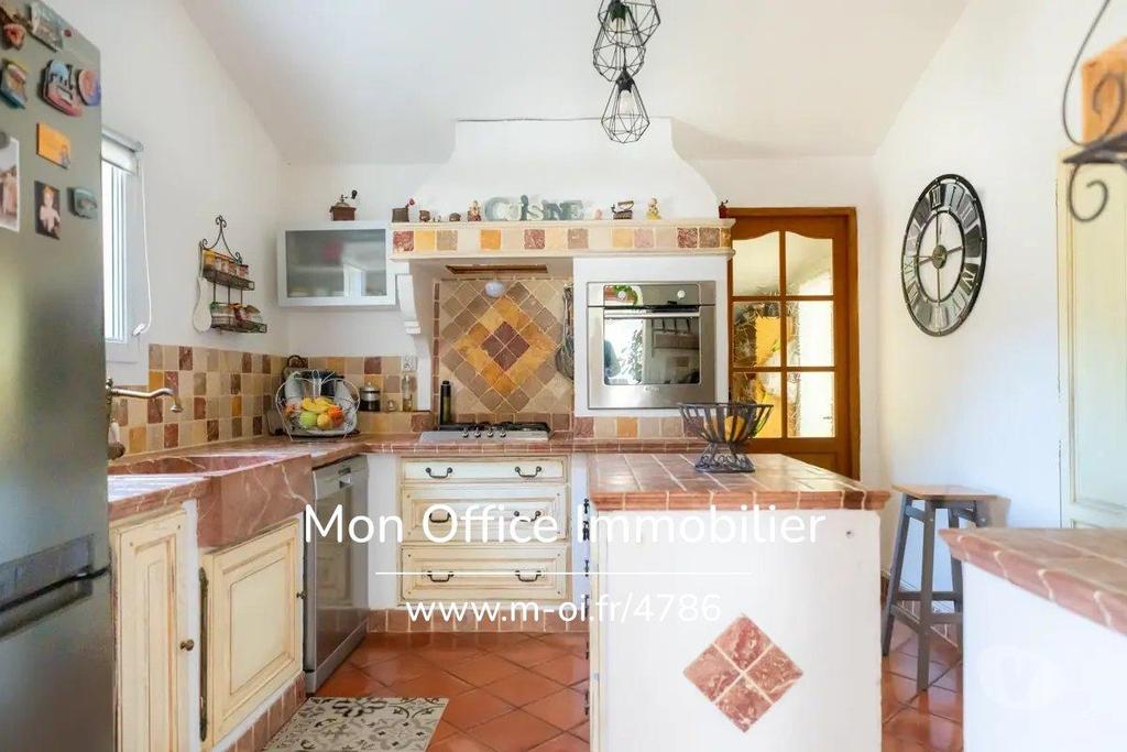 Vente Maison Bouches-du-Rhône Rognes - 13840 - Photos Vivastreet (4844-SKA) Référence : 4844-SKA - Maison 5 pièces à Rognes...