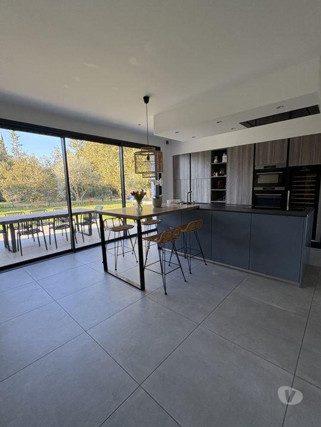 Vente Maison Gard Villeneuve les Avignon - 30400 - Photos Vivastreet Villeneuve les Avignon, Magnifique villa contemporaine 151m2