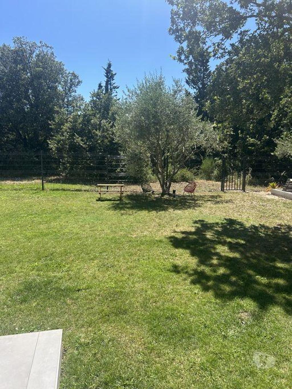 Vente Maison Gard Villeneuve les Avignon - 30400 - Photos Vivastreet Villeneuve les Avignon, Magnifique villa contemporaine 151m2