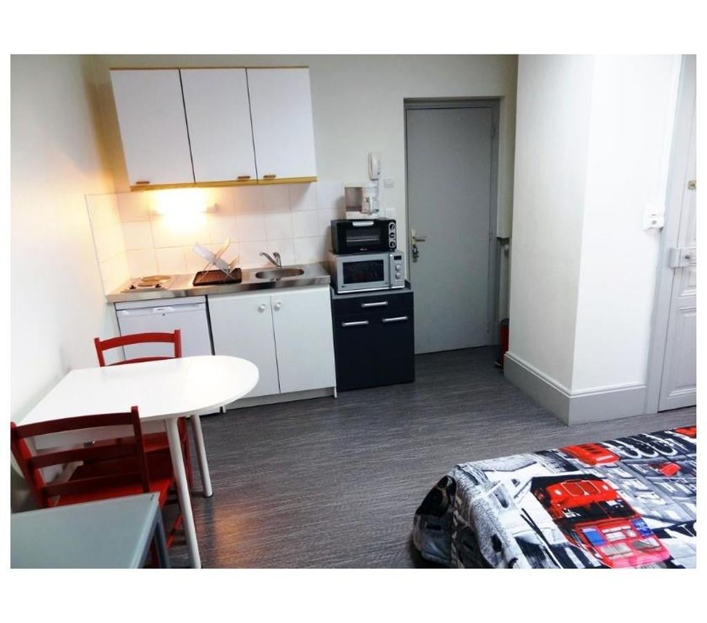 Appartement meublé Allier Vichy - 03200 - Photos Vivastreet Studio centre-ville