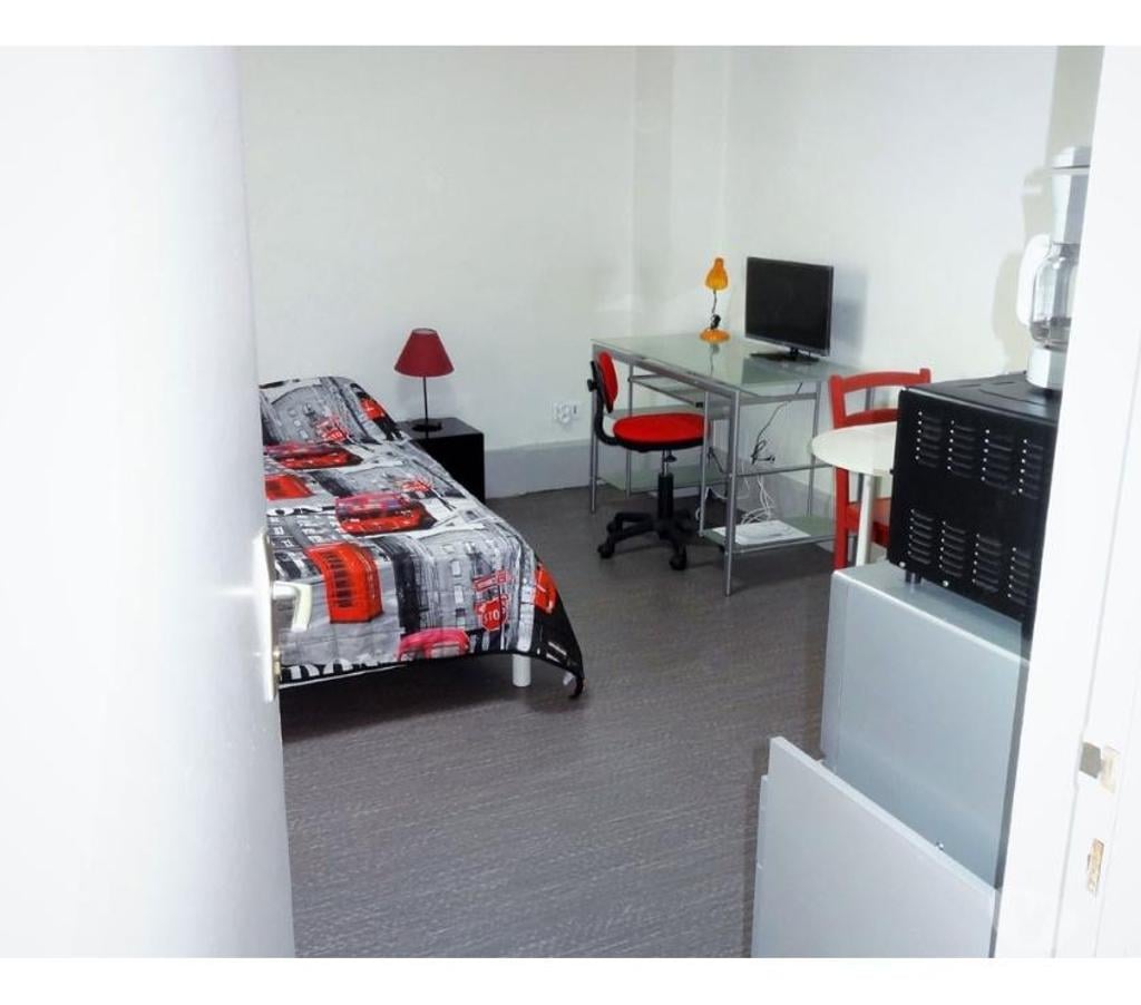 Appartement meublé Allier Vichy - 03200 - Photos Vivastreet Studio centre-ville