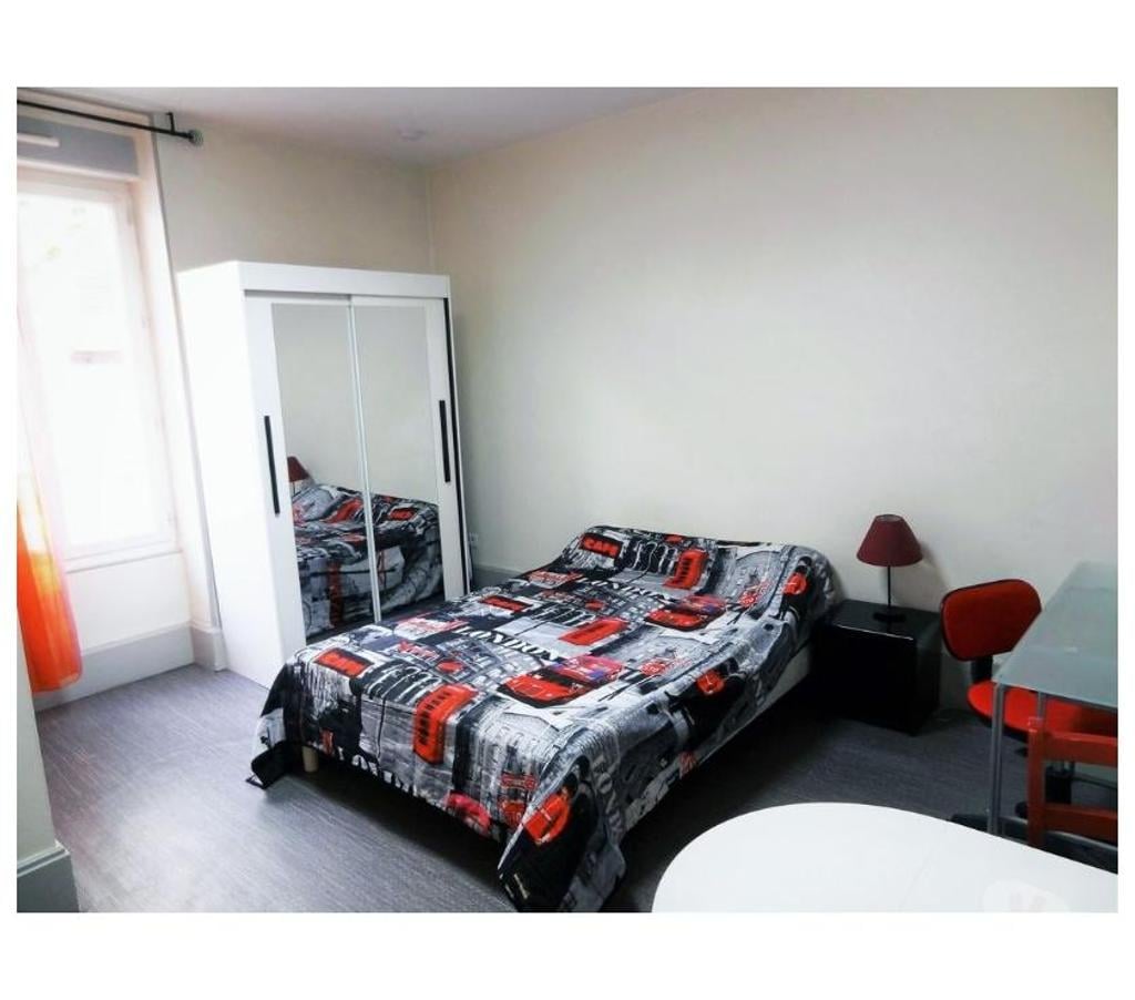 Appartement meublé Allier Vichy - 03200 - Photos Vivastreet Studio centre-ville