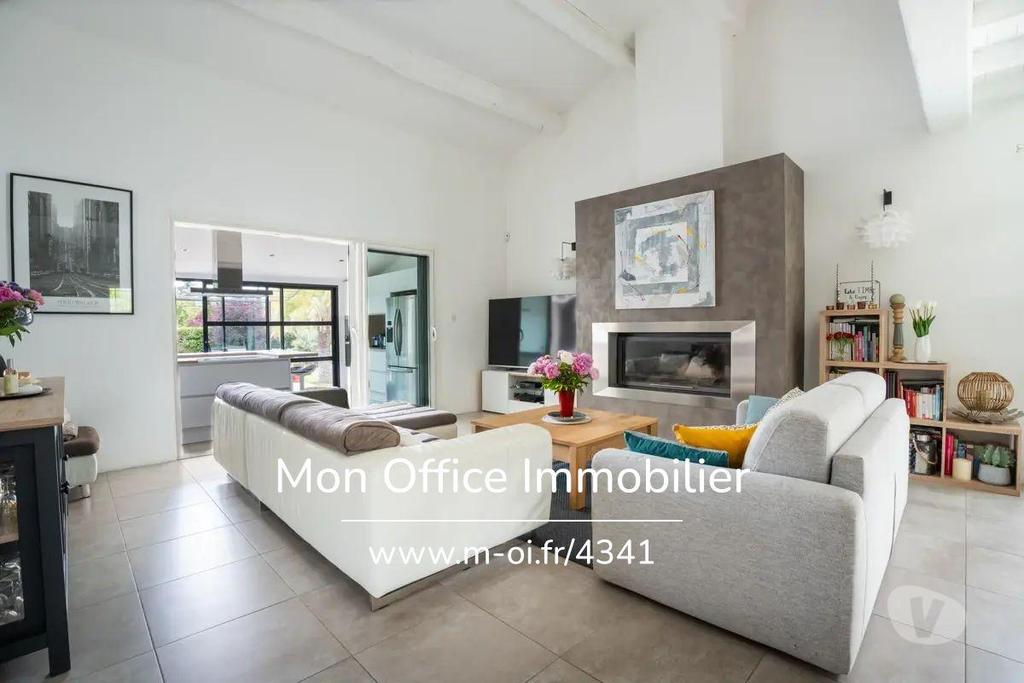 Vente Maison Bouches-du-Rhône Aix en Provence - Photos Vivastreet (4684-BGA) Référence : 4684-BGA - Maison 7 pièce(s) à...