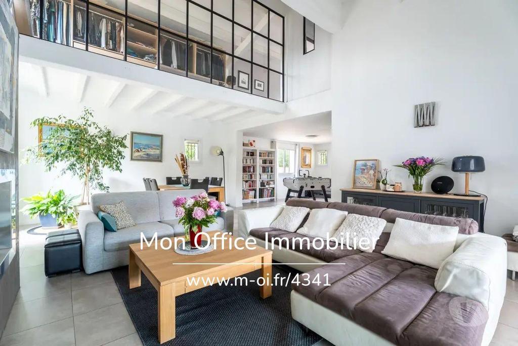 Vente Maison Bouches-du-Rhône Aix en Provence - Photos Vivastreet (4684-BGA) Référence : 4684-BGA - Maison 7 pièce(s) à...