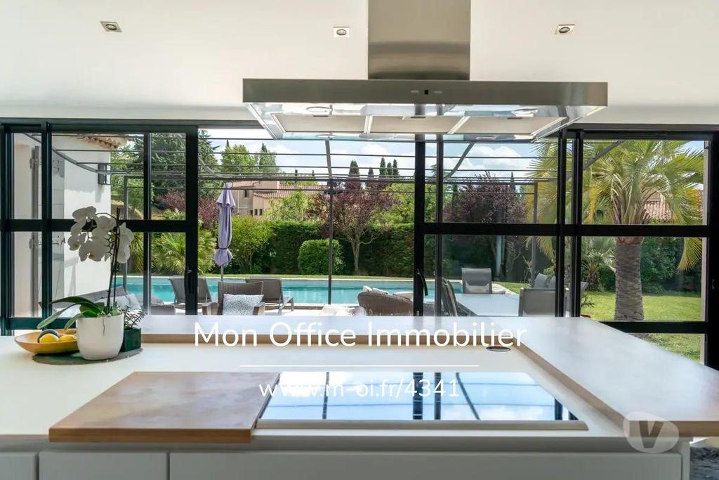 Vente Maison Bouches-du-Rhône Aix en Provence - Photos Vivastreet (4684-BGA) Référence : 4684-BGA - Maison 7 pièce(s) à...