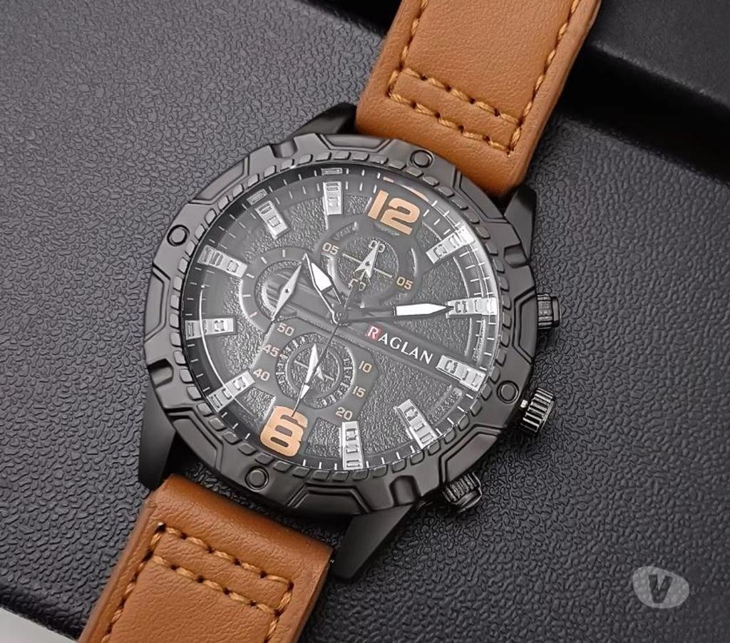 Montres occasion Puy-de-Dôme Lezoux - 63190 - Photos Vivastreet Montre à quartz avec bracelet en cuir marron pour homme