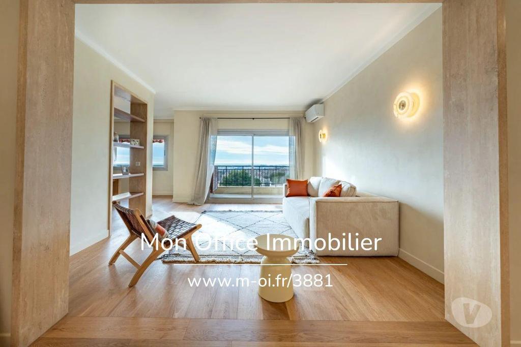 Appartements à vendre Bouches-du-Rhône Aix en Provence - Photos Vivastreet (3881-NFI) Référence : 3881-NFI - Appartement 3 pièces luxe +...