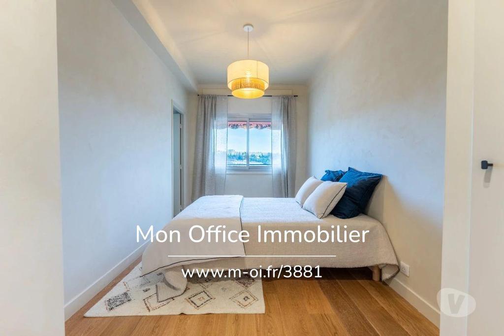 Appartements à vendre Bouches-du-Rhône Aix en Provence - Photos Vivastreet (3881-NFI) Référence : 3881-NFI - Appartement 3 pièces luxe +...