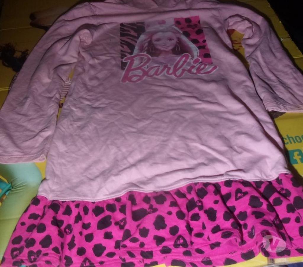 Vêtements occasion Nord Conde sur l'Escaut - 59163 - Photos Vivastreet robe sweat hiver Barbie