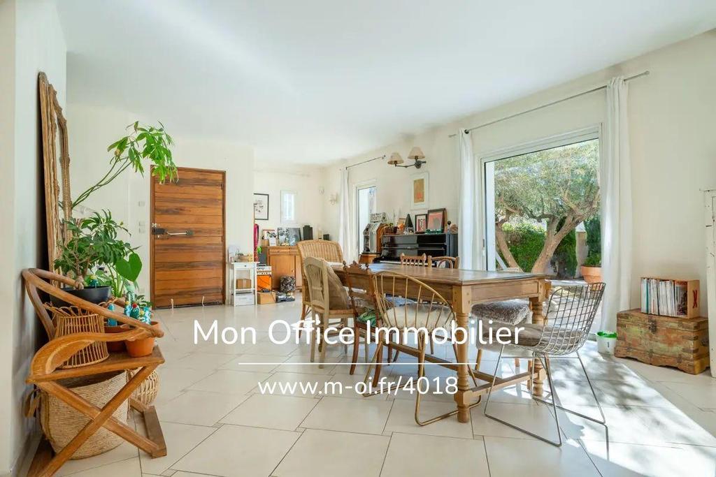 Vente Maison Var Pourrieres - 83910 - Photos Vivastreet (4018-NGU) Référence : 4018-NGU - Maison 4 pièces