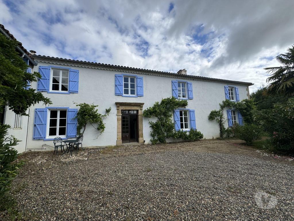 Vente Maison Gers Mielan - 32170 - Photos Vivastreet Maison charmante dans petit hameau paisible, piscine, dépendanc