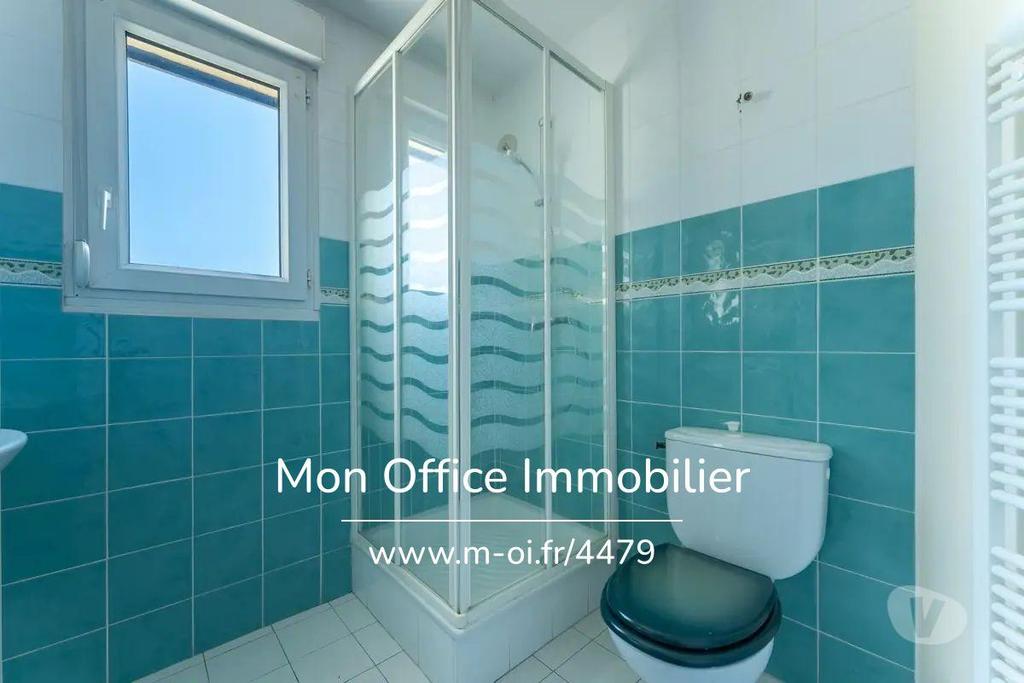 Appartements à vendre Hautes-Alpes Embrun - 05200 - Photos Vivastreet (4526-MTE) Référence : 4526-MTE - Duplex centre ville- bord...