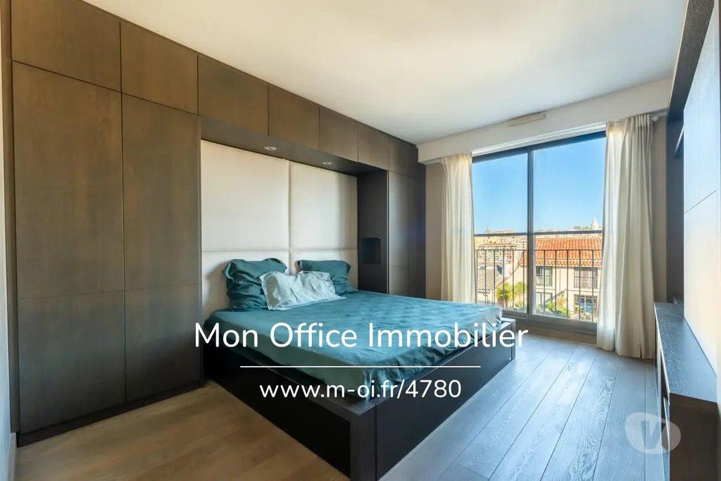 Appartements à vendre Bouches-du-Rhône Marseille - Photos Vivastreet (4780-CLA.) Référence : 4780-CLA. - Appartement en duplex 5...