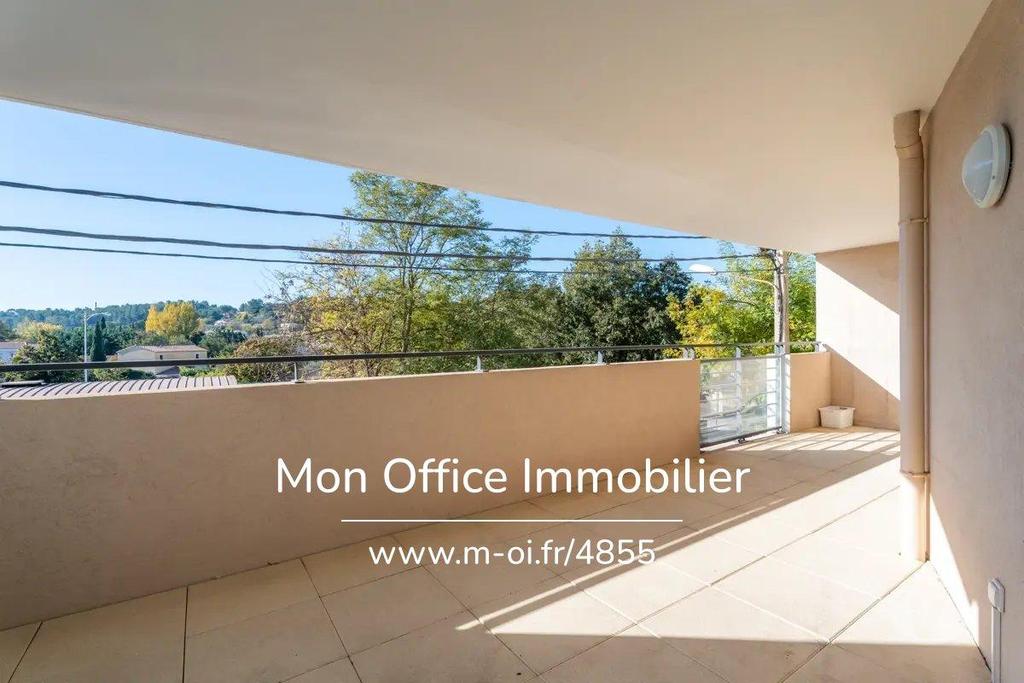 Appartements à vendre Bouches-du-Rhône Gardanne - 13120 - Photos Vivastreet (4855-NAM) Référence : 4855-NAM - Appartement T3 terrasse...