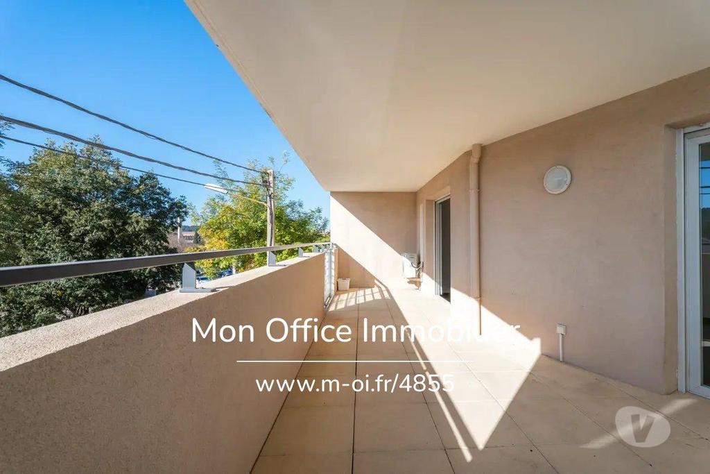 Appartements à vendre Bouches-du-Rhône Gardanne - 13120 - Photos Vivastreet (4855-NAM) Référence : 4855-NAM - Appartement T3 terrasse...