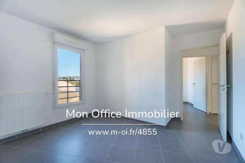 Appartements à vendre Bouches-du-Rhône Gardanne - 13120 - Photos Vivastreet (4855-NAM) Référence : 4855-NAM - Appartement T3 terrasse...