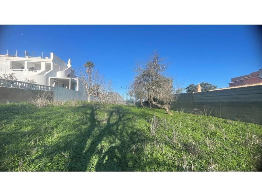 Terrain à vendre Portugal - Photos Vivastreet Terrain avec parcelle constructible pour une villa à Praia da...
