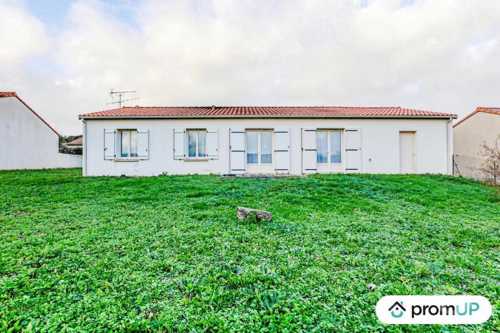 Vente Maison Deux-Sèvres Celles sur Belle - Photos Vivastreet (V6917) Maison individuelle de 100 m2 à CELLES-SUR-BELLE