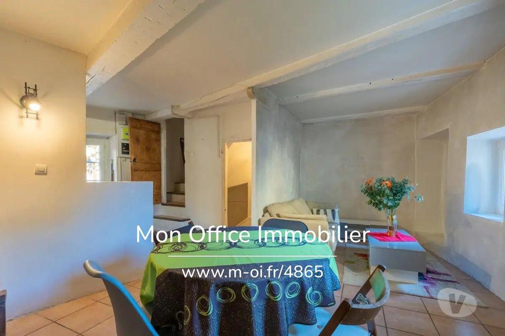 Vente Maison Alpes-de-Haute-Provence Peyruis - Photos Vivastreet (4865-ASA) Référence : 4865-ASA - Maison de village 2 pièces