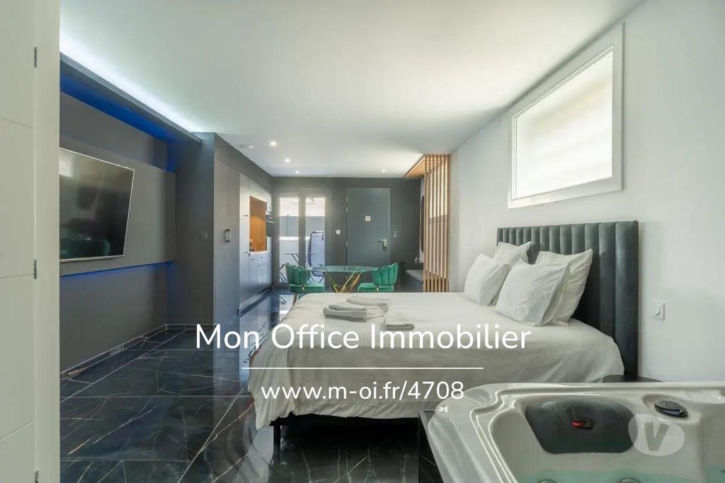 Vente Maison Bouches-du-Rhône Martigues - 13500 - Photos Vivastreet (4708-ASA.) Référence : 4708-ASA. - Maison composée de 3...