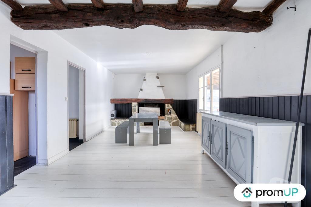 Vente Maison Charente-Maritime Chaniers - 17610 - Photos Vivastreet (V6934) Ensemble immobilier de 270 m2 CHANIERS