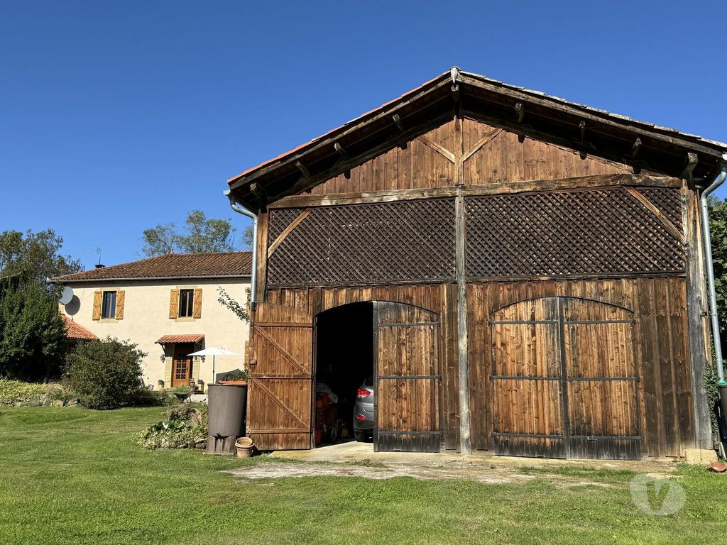 Vente Maison Haute-Garonne Boulogne sur Gesse - 31350 - Photos Vivastreet Charmante Maison avec piscine, grand jardin et dépendances