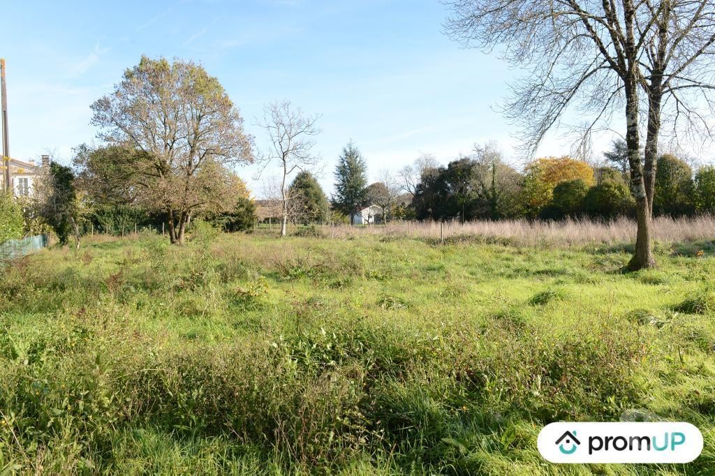 Terrain à vendre Gironde Beguey - 33410 - Photos Vivastreet (V6936) Terrain constructible de 1398 m2 à BÉGUEY