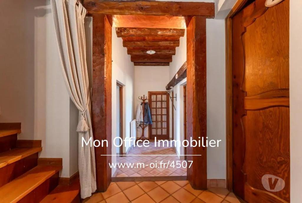 Vente Maison Hautes-Alpes St Andre d'Embrun - 05200 - Photos Vivastreet (4518-MBE.) Référence : 4518-MBE. - Maison T6 + studio +...