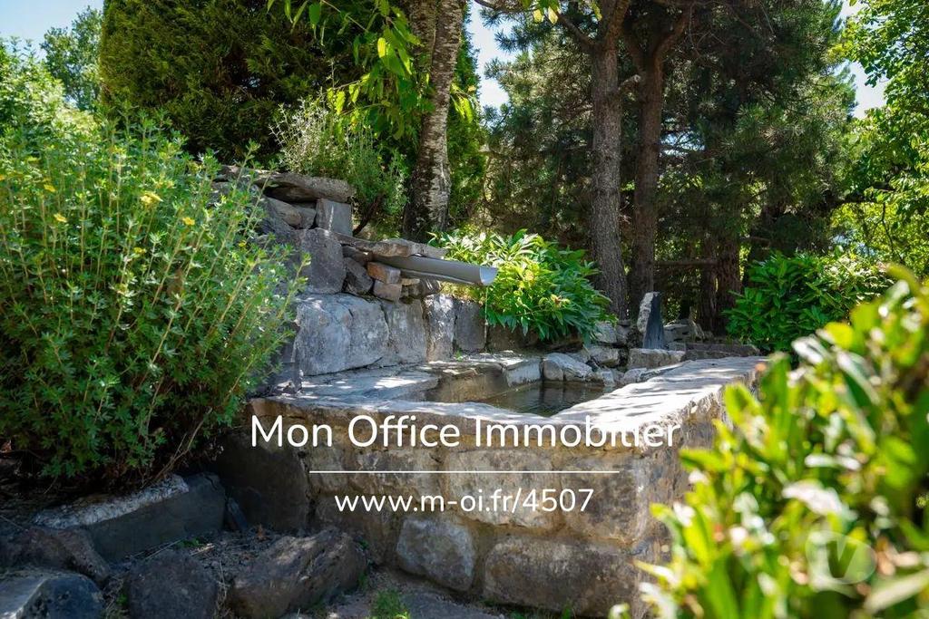 Vente Maison Hautes-Alpes St Andre d'Embrun - 05200 - Photos Vivastreet (4518-MBE.) Référence : 4518-MBE. - Maison T6 + studio +...