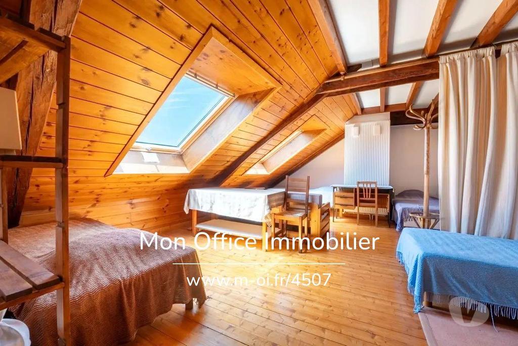 Vente Maison Hautes-Alpes St Andre d'Embrun - 05200 - Photos Vivastreet (4518-MBE.) Référence : 4518-MBE. - Maison T6 + studio +...