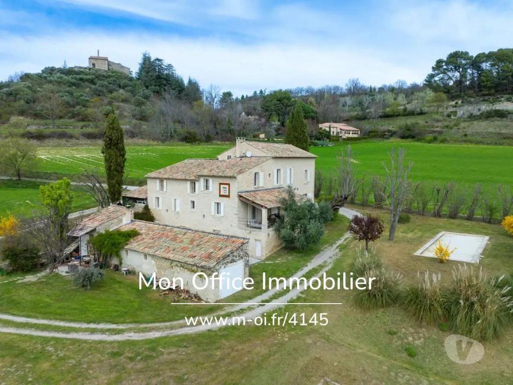 Vente Maison Alpes-de-Haute-Provence Forcalquier - 04300 - Photos Vivastreet (4145-NGU) Référence : 4145-NGU - Maison 11 pièces 285m2 sur...