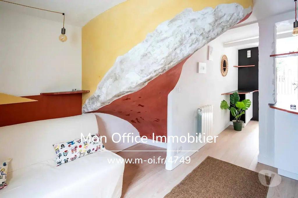 Appartements à vendre Bouches-du-Rhône Aix en Provence - Photos Vivastreet (4749-ETH.) Référence : 4749-ETH. - Appartement - Studio -...