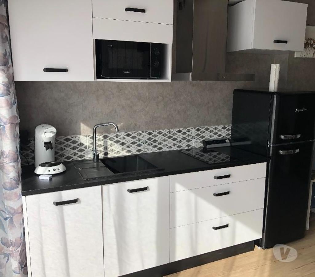 Appartement meublé Maine-et-Loire Saumur - Photos Vivastreet joli studiomezzanine meublé - parking et wifi -