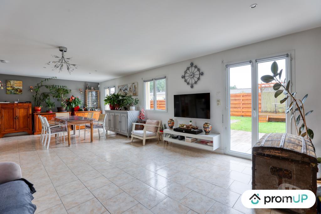 Vente Maison Charente-Maritime Clerac - 17270 - Photos Vivastreet (V6940) Maison individuelle de 108 m2 à CLÉRAC