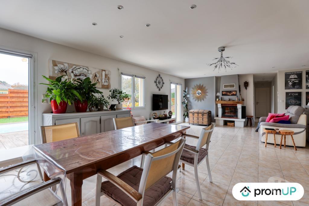 Vente Maison Charente-Maritime Clerac - 17270 - Photos Vivastreet (V6940) Maison individuelle de 108 m2 à CLÉRAC