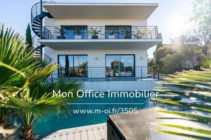 Vendre maison St Raphael Var - Photos Vivastreet (4859-SIC) Référence : 4859-SIC - Villa appartement avec Roof...