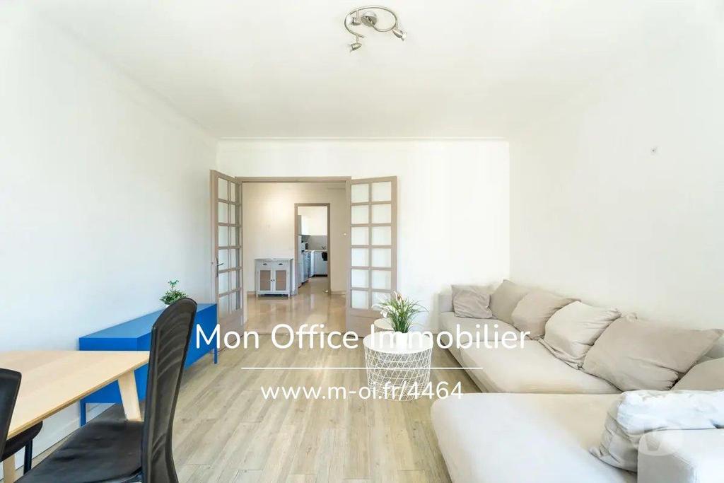 Appartements à vendre Bouches-du-Rhône Aix en Provence - Photos Vivastreet (4464-ETH.) Référence : 4464-ETH. - Appartement - T3 - 80m2 -...